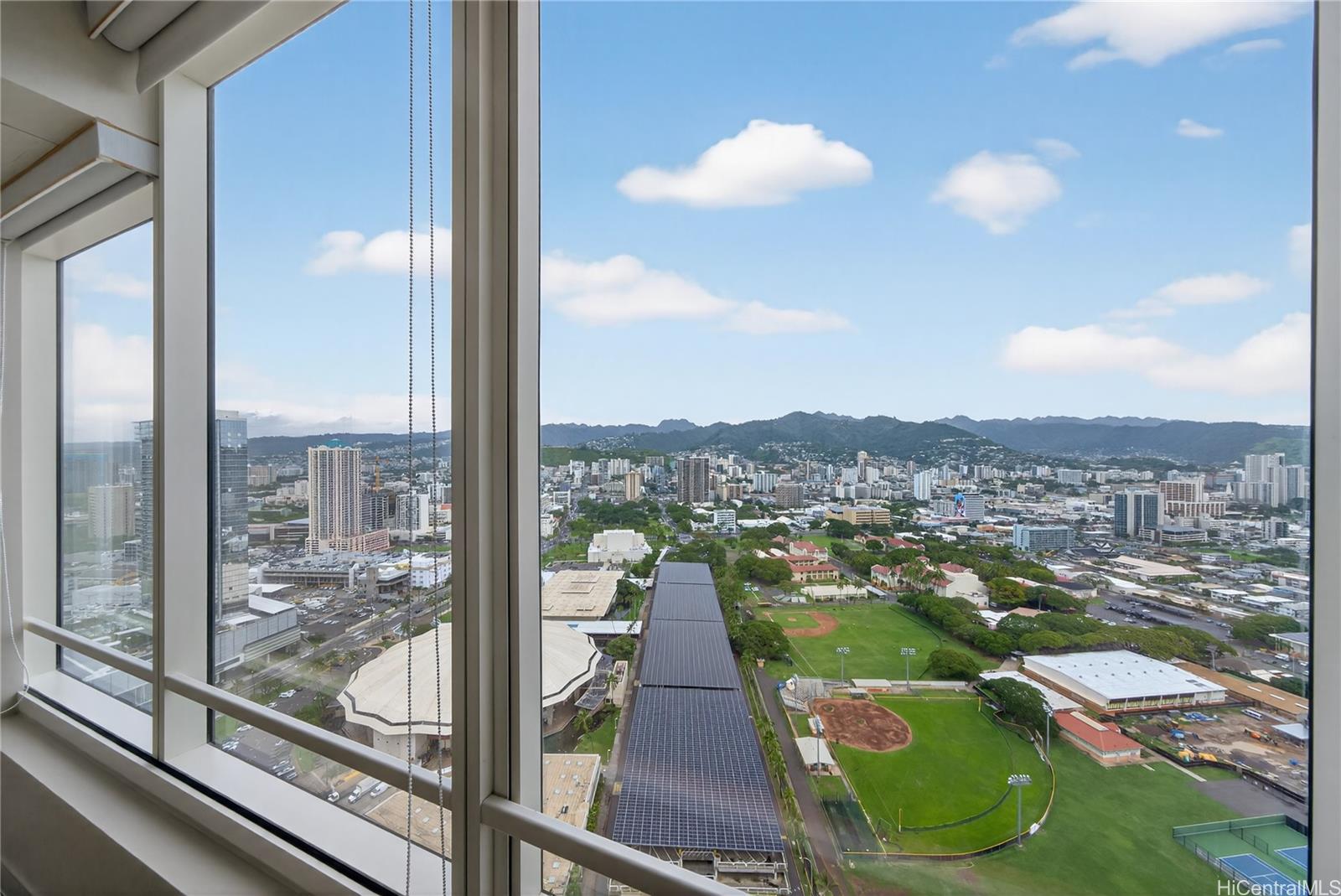 Pacifica Honolulu condo # 4211, Honolulu, Hawaii - photo 14 of 24