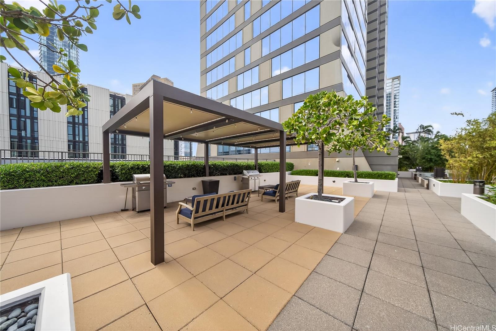 Pacifica Honolulu condo # 4211, Honolulu, Hawaii - photo 17 of 24