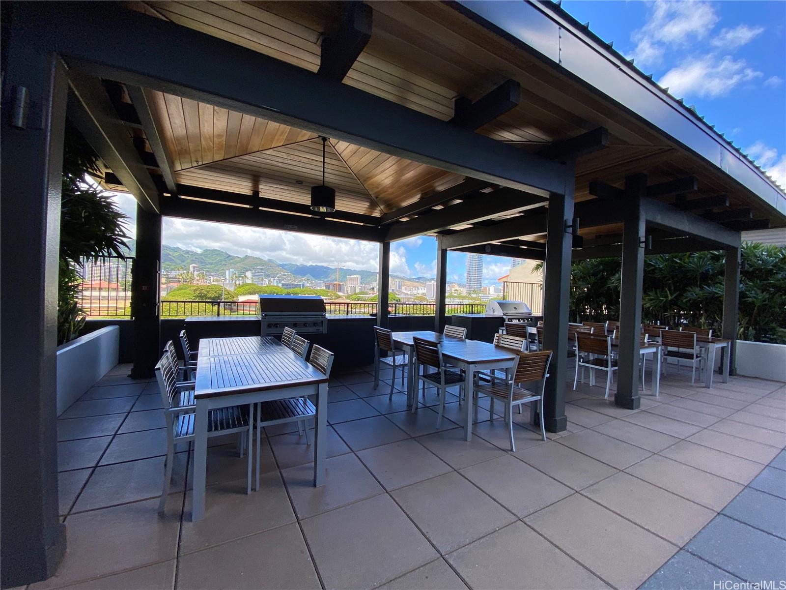 1009 Kapiolani Blvd Honolulu - Rental - photo 11 of 13