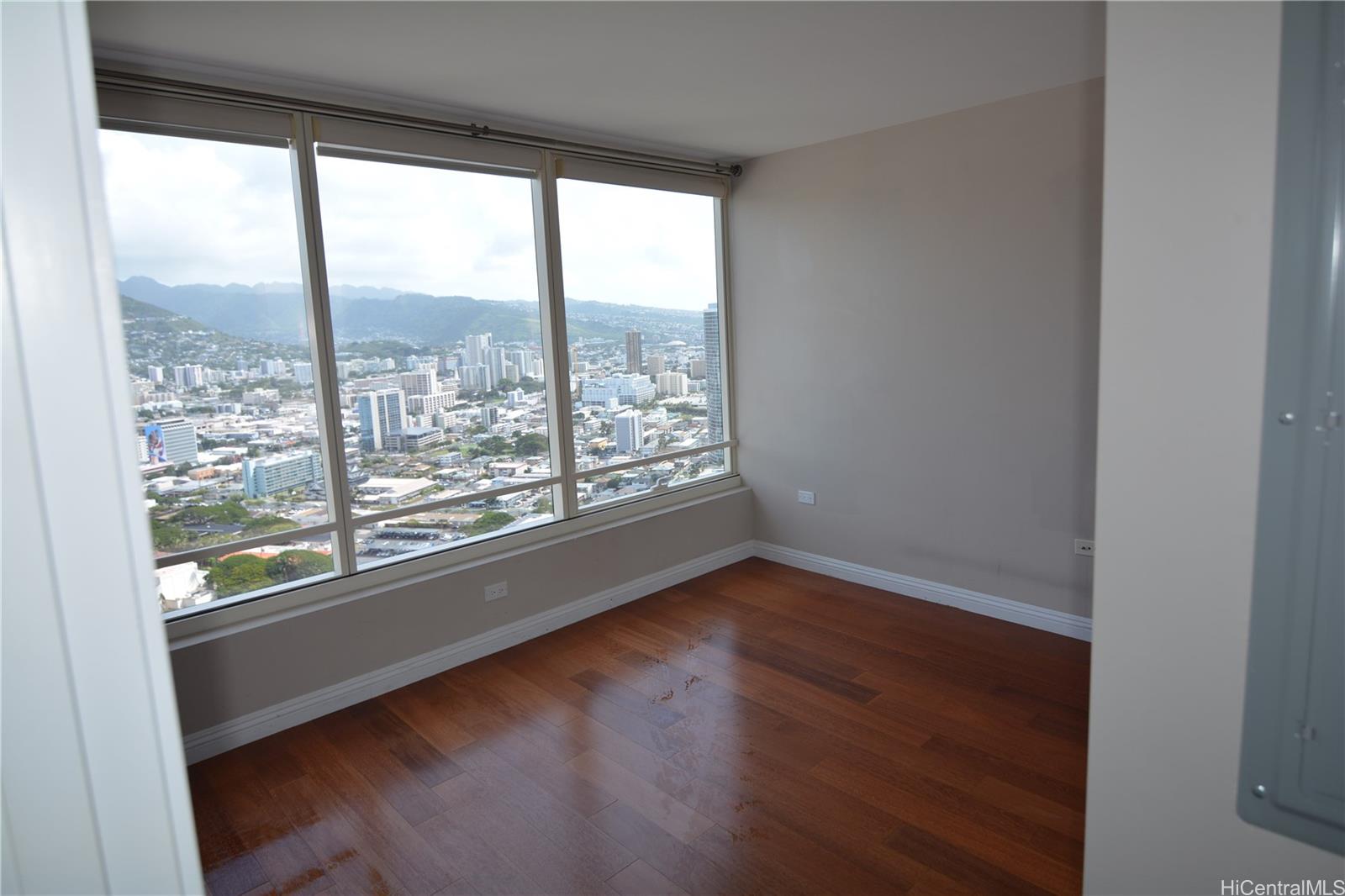 Pacifica Honolulu condo # 4611, Honolulu, Hawaii - photo 6 of 25