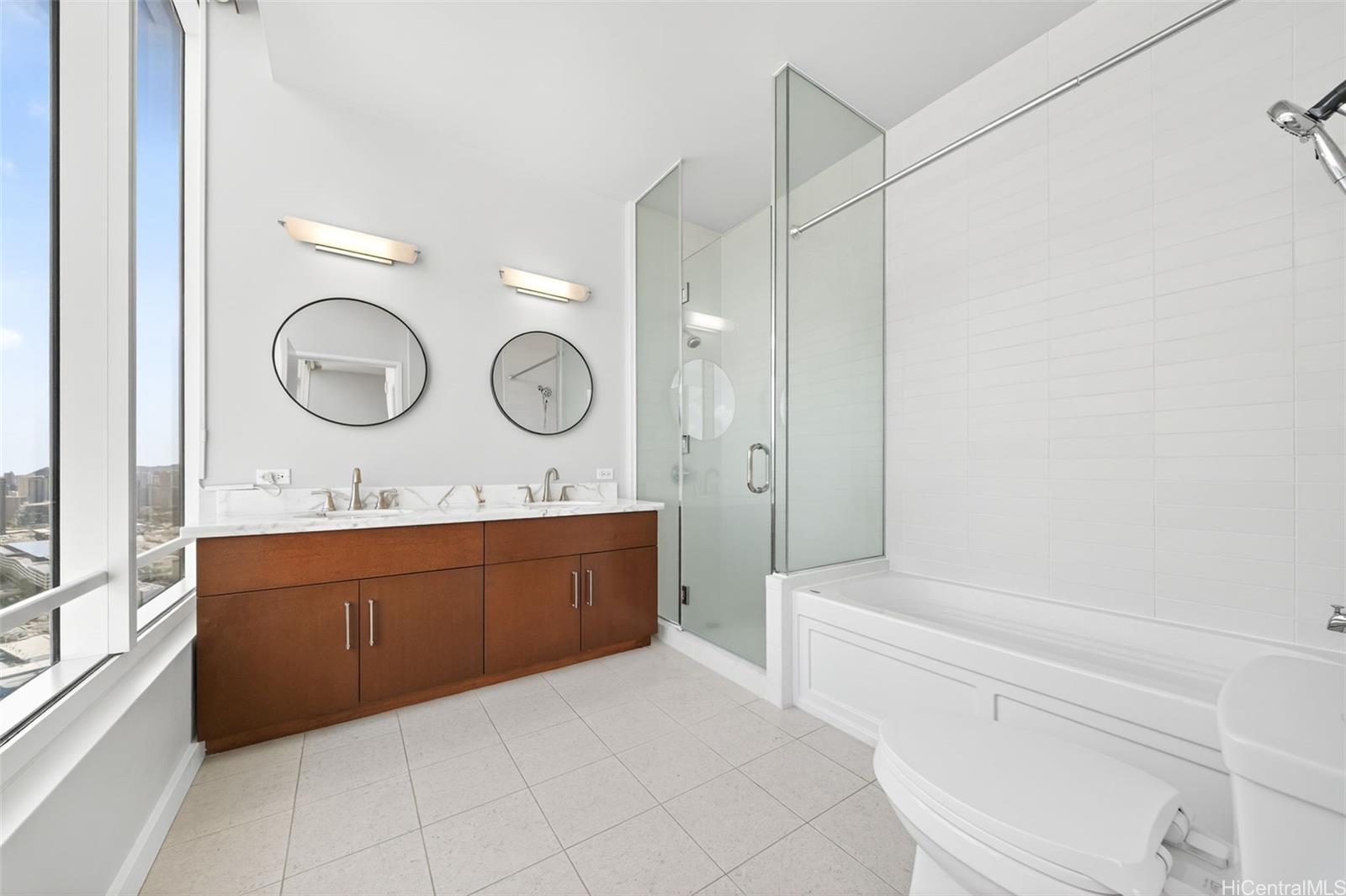 Pacifica Honolulu condo # 4809, Honolulu, Hawaii - photo 12 of 25