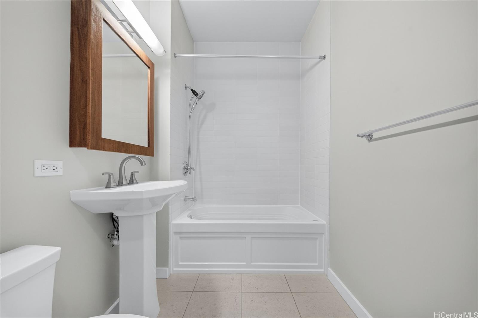 Pacifica Honolulu condo # 4809, Honolulu, Hawaii - photo 15 of 25