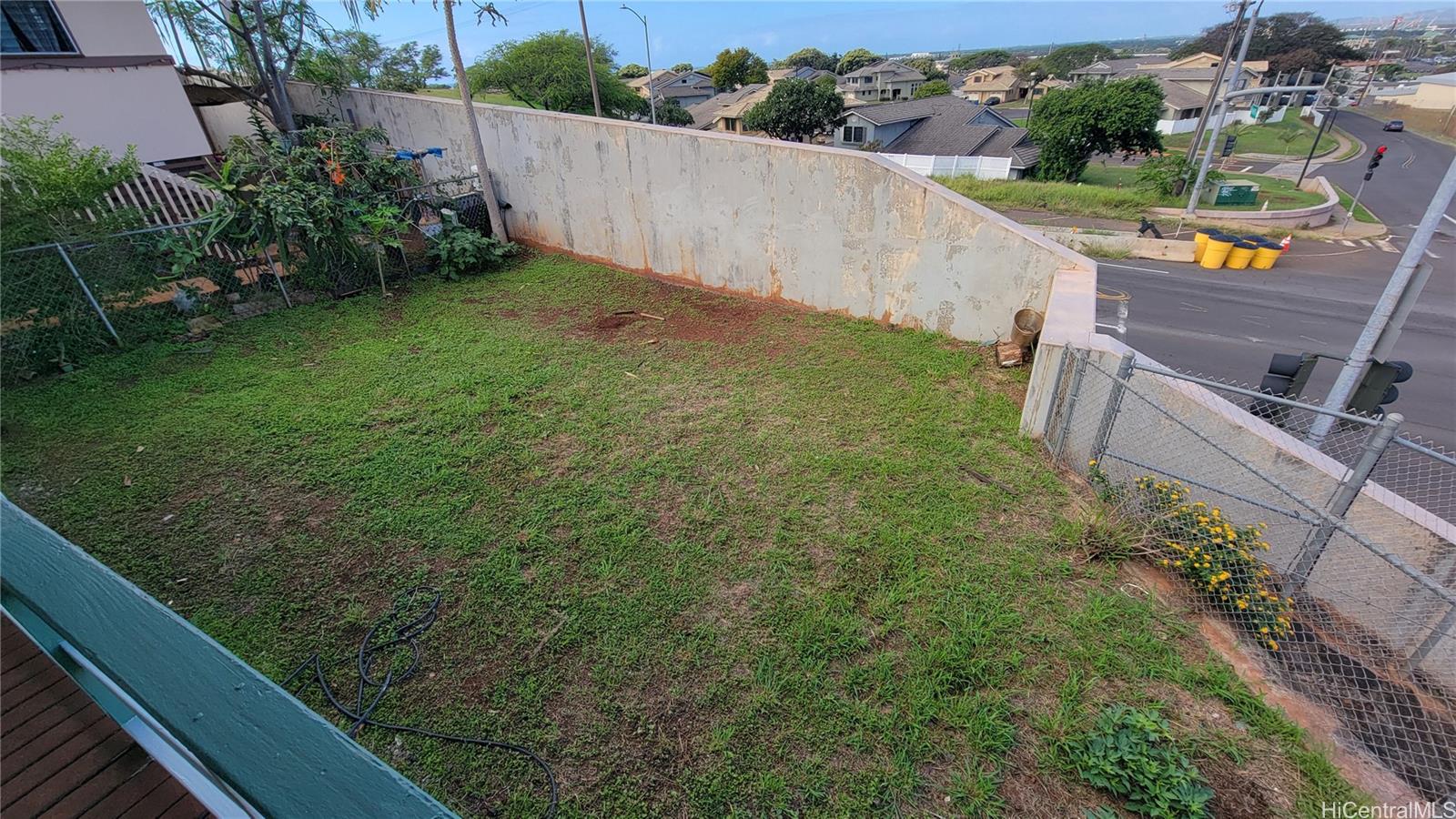 1009 Maluna St Honolulu - Rental - photo 8 of 11