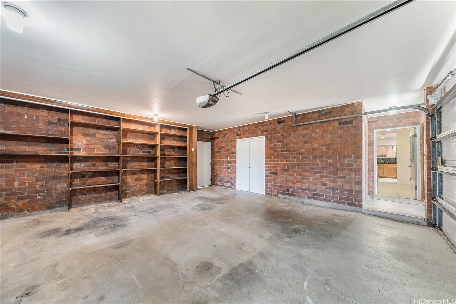 101  Kailuana Place Beachside, Kailua home - photo 21 of 25