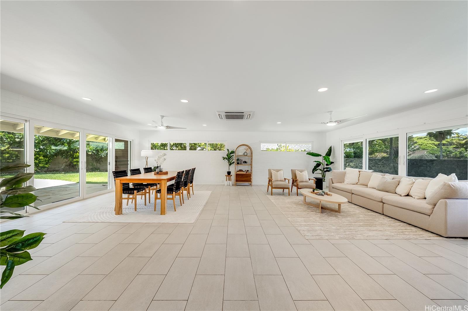 101  Kailuana Place Beachside, Kailua home - photo 5 of 25