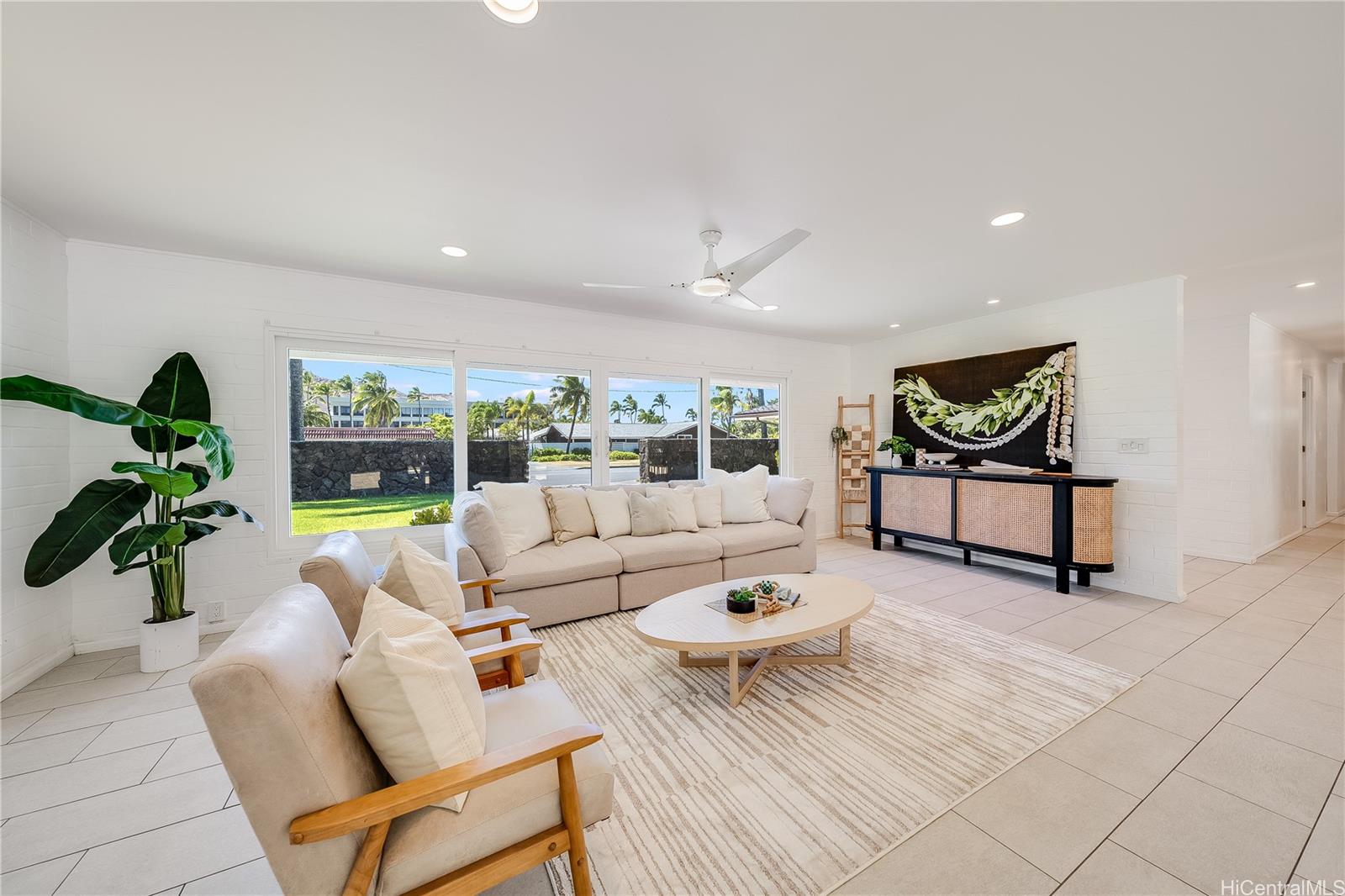 101  Kailuana Place Beachside, Kailua home - photo 6 of 25