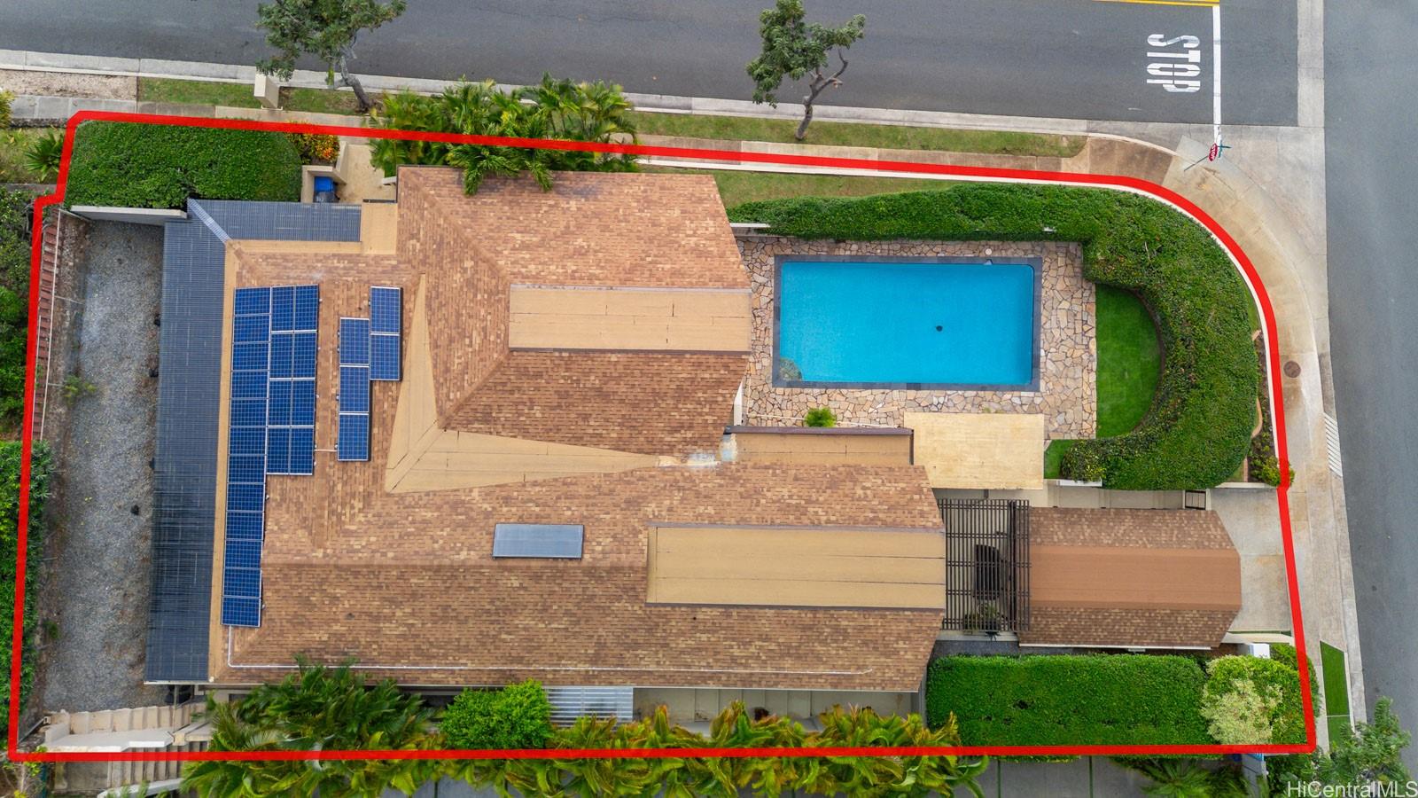 101  Nawiliwili Street Triangle, Hawaii Kai home - photo 6 of 7