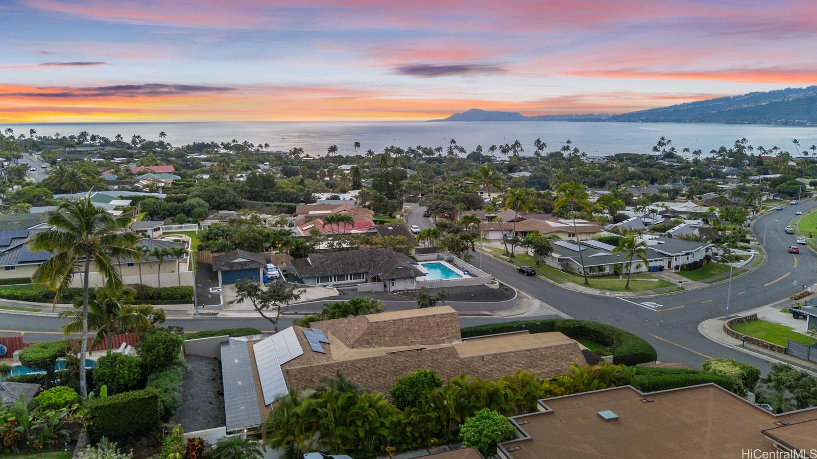 101  Nawiliwili Street Triangle, Hawaii Kai home - photo 7 of 7