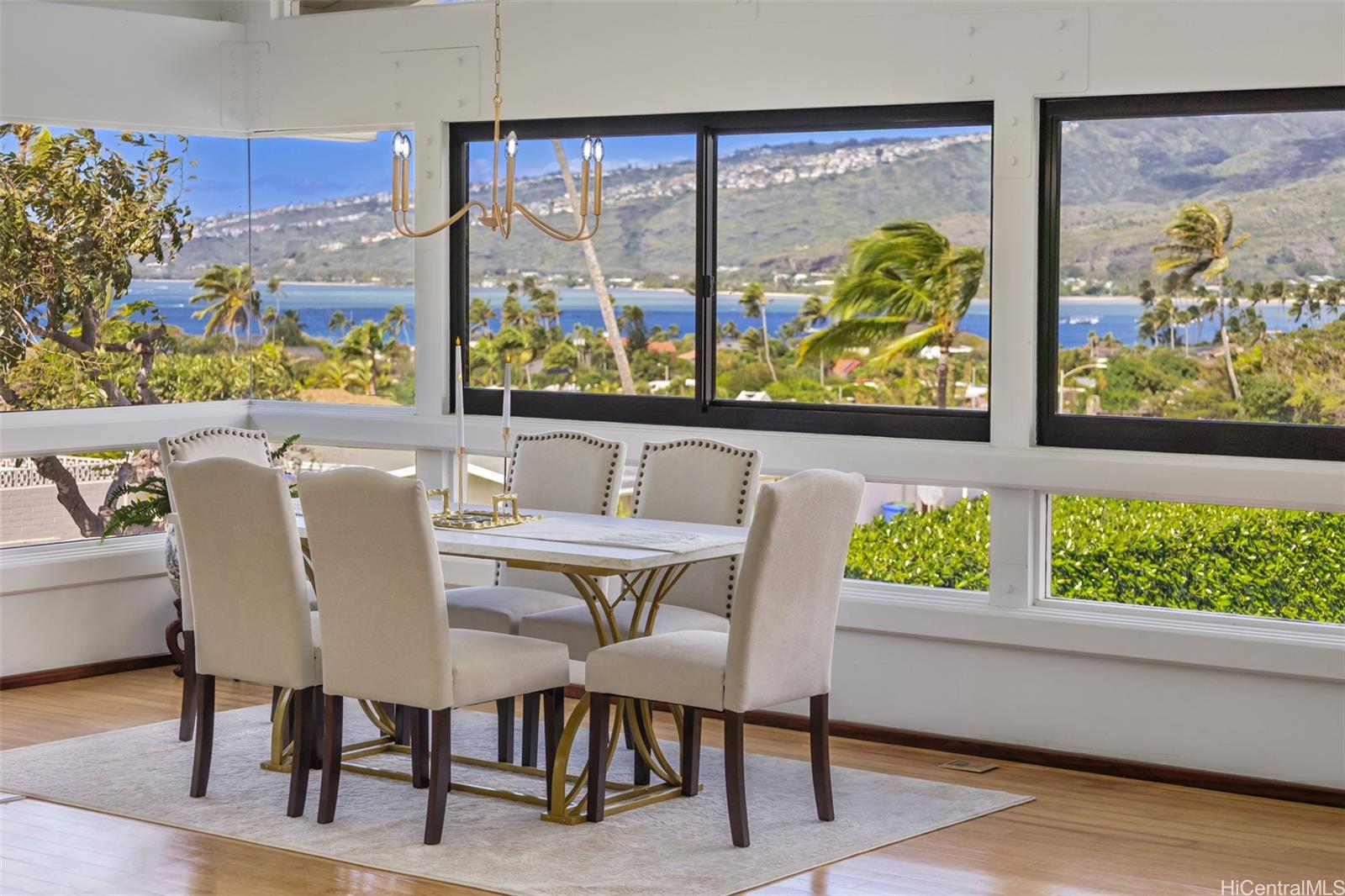 101  Nawiliwili Street Triangle, Hawaii Kai home - photo 2 of 24