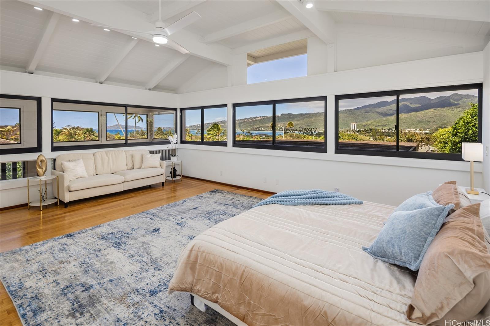 101  Nawiliwili Street Triangle, Hawaii Kai home - photo 11 of 24