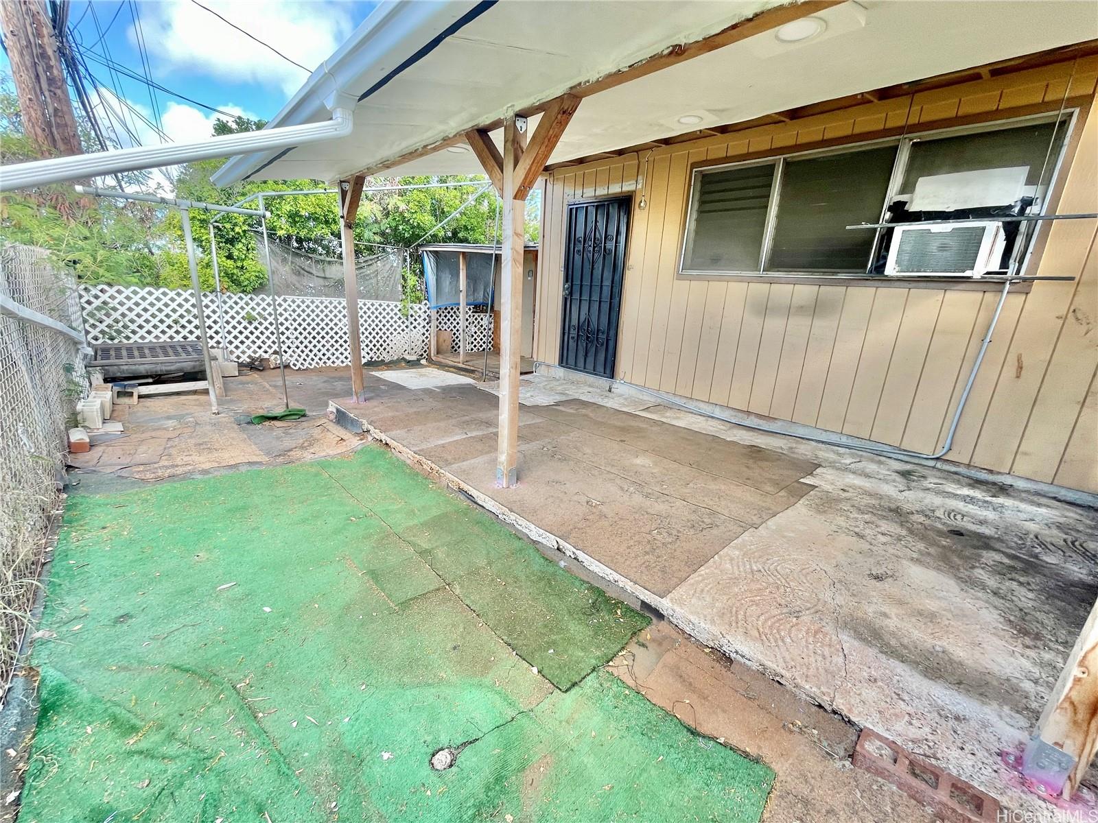 1010 Wanaka St HONOLULU - Multi-family - photo 18 of 21