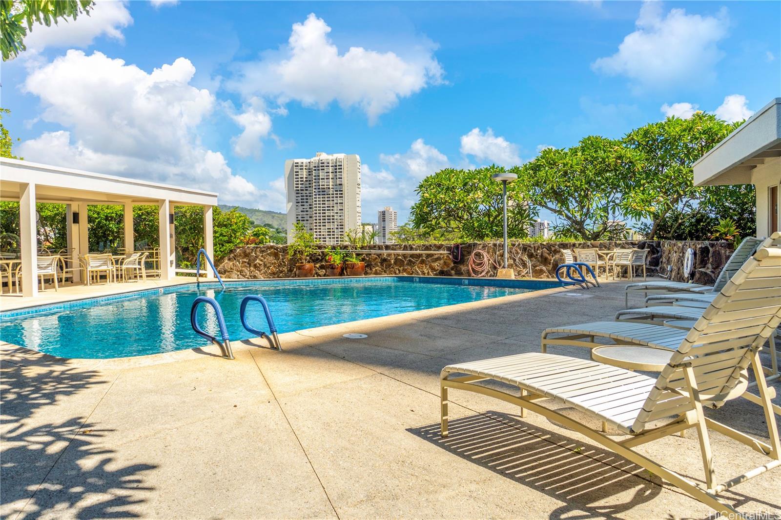 1010 Wilder condo # 704, Honolulu, Hawaii - photo 20 of 25