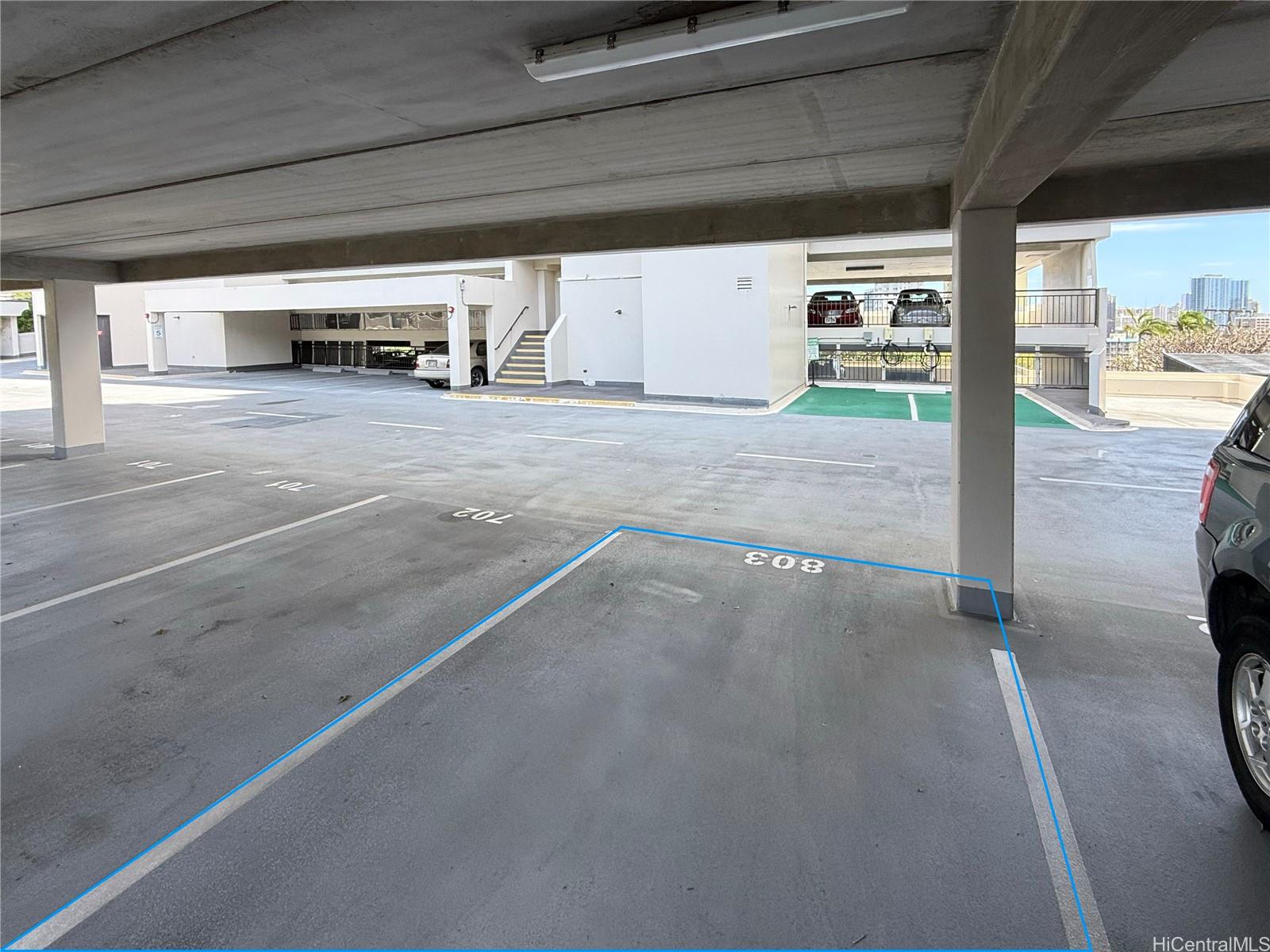 1010 Wilder condo # 803, Honolulu, Hawaii - photo 23 of 25