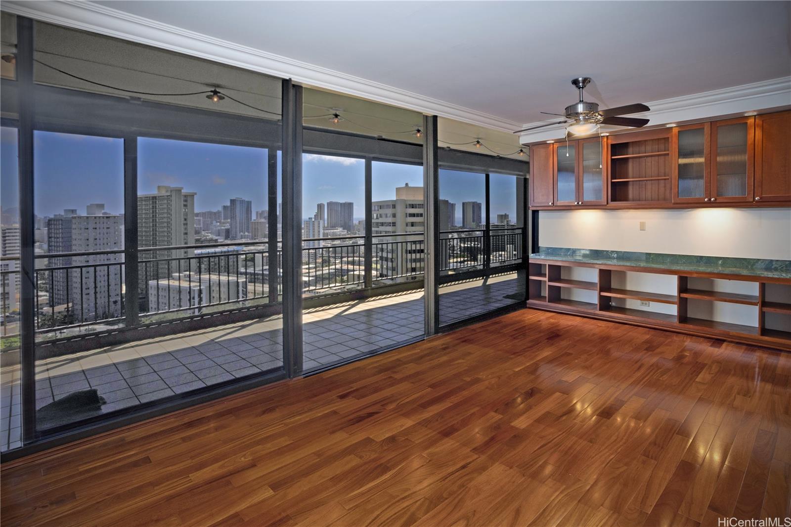 1010 Wilder condo # 803, Honolulu, Hawaii - photo 7 of 25