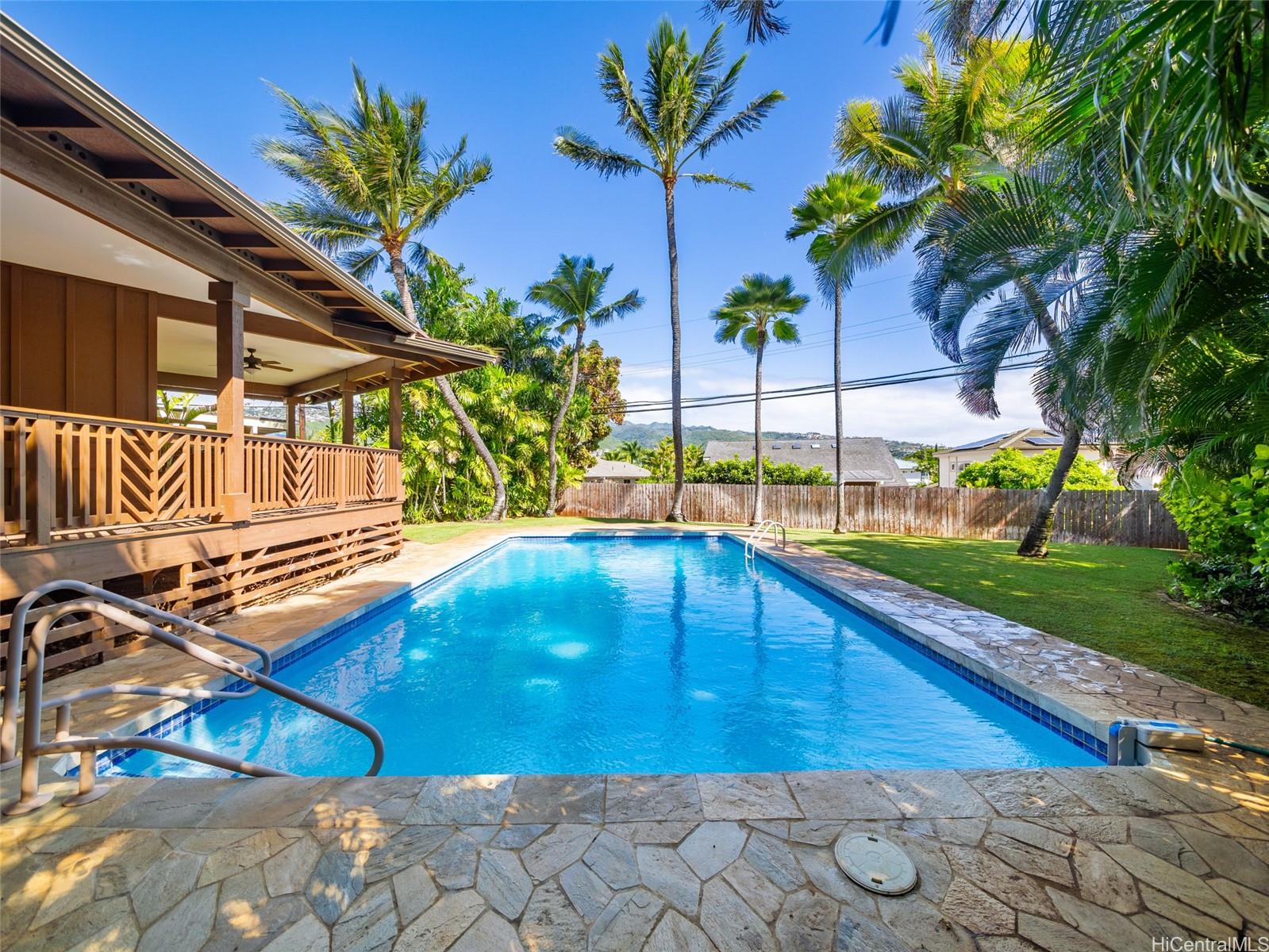 1011  Koae Street Kahala Area, Diamond Head home - photo 24 of 25