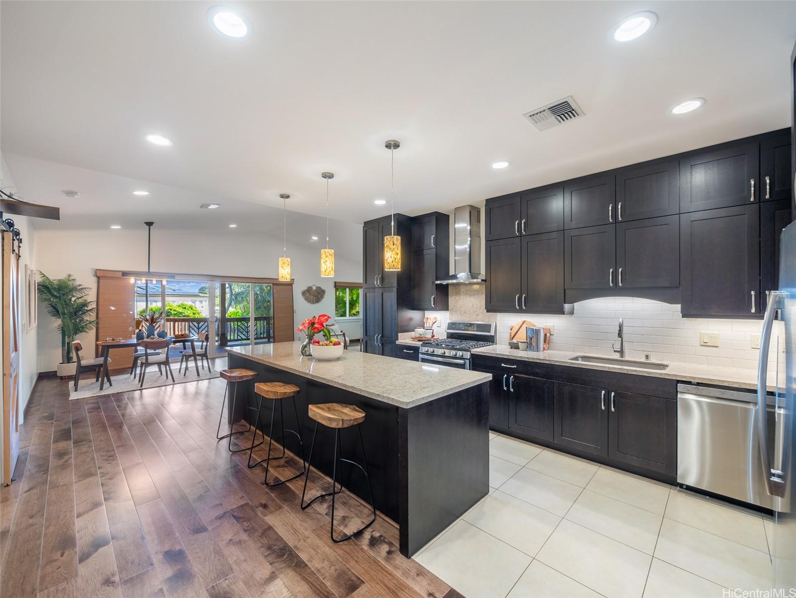 1011  Koae Street Kahala Area, Diamond Head home - photo 5 of 25