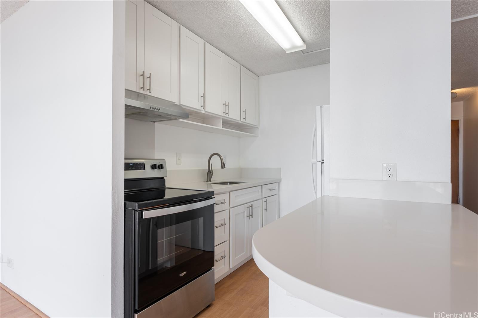 1011 Prospect condo # 813, Honolulu, Hawaii - photo 9 of 25