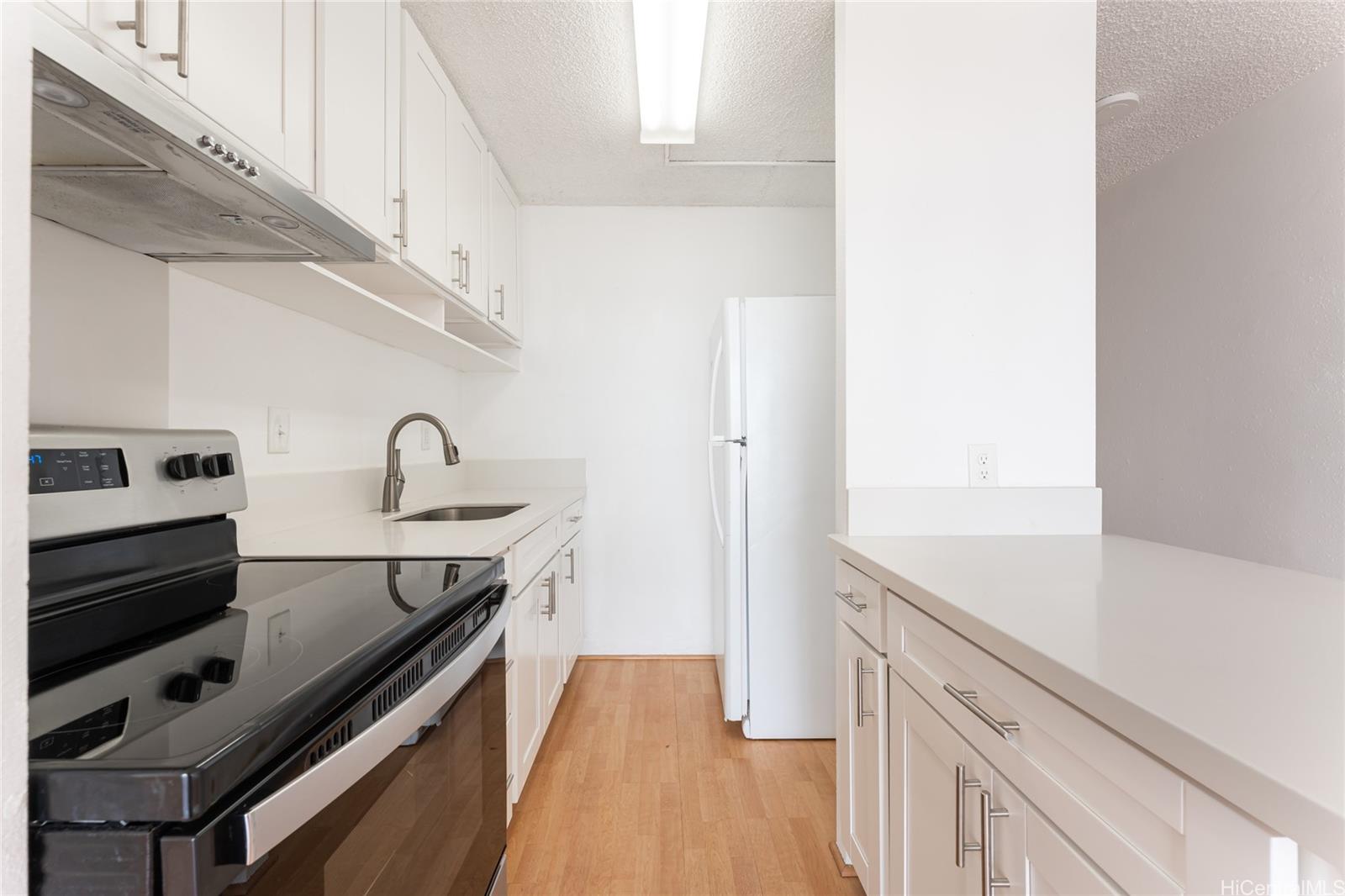 1011 Prospect condo # 813, Honolulu, Hawaii - photo 10 of 25