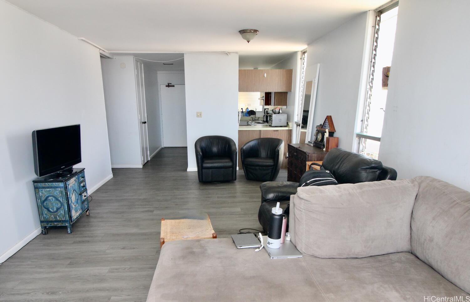 Vista Del Mar condo # 804, Honolulu, Hawaii - photo 8 of 23