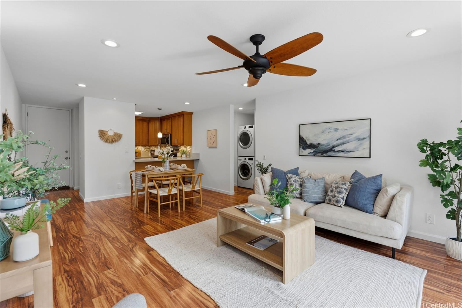 Poinciana Manor condo # 217, Kailua, Hawaii - photo 2 of 22