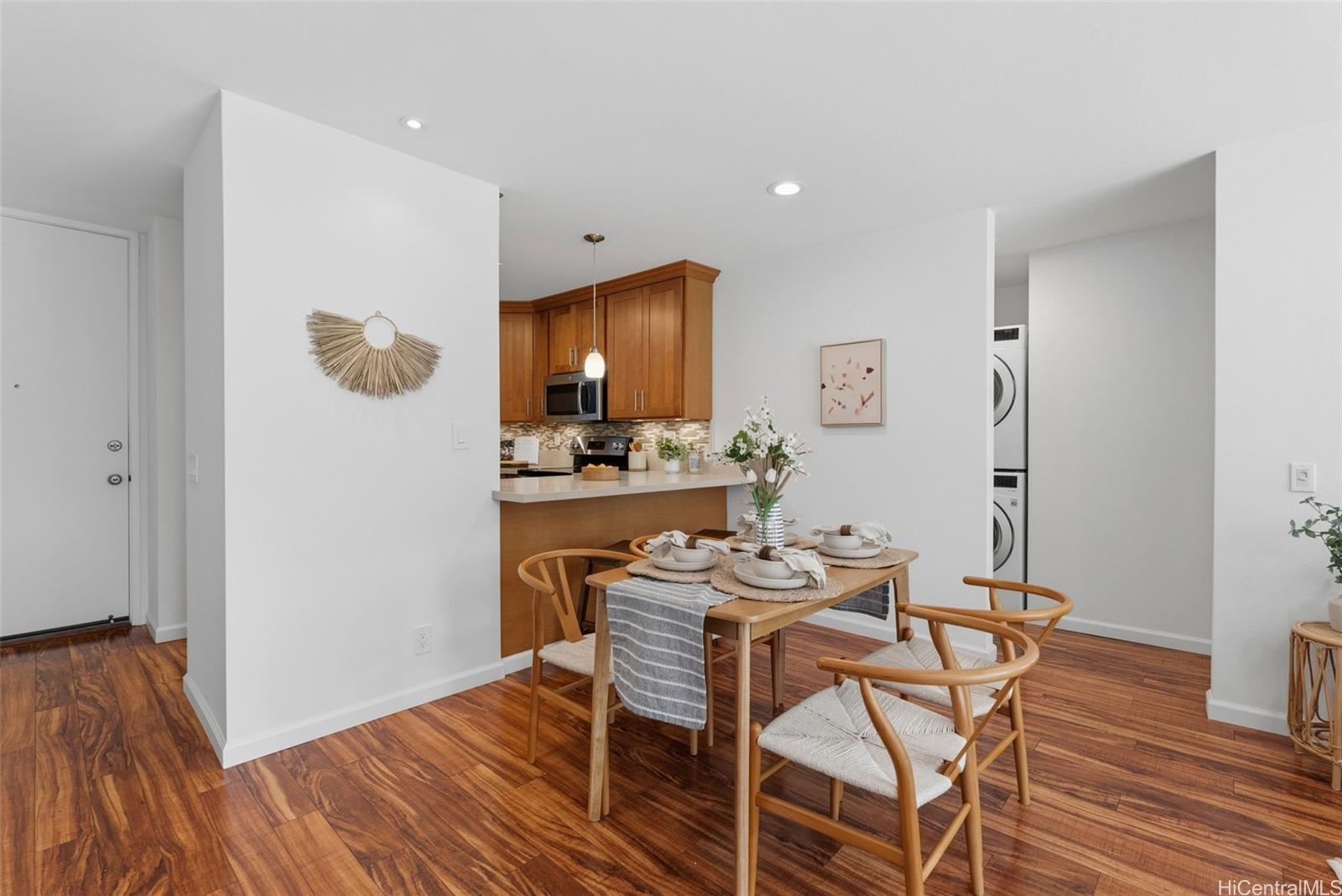 Poinciana Manor condo # 217, Kailua, Hawaii - photo 5 of 22