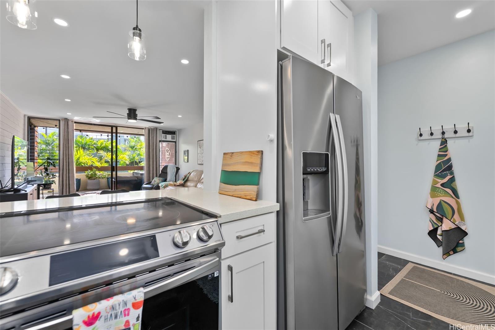 Poinciana Manor condo # 243, Kailua, Hawaii - photo 8 of 25