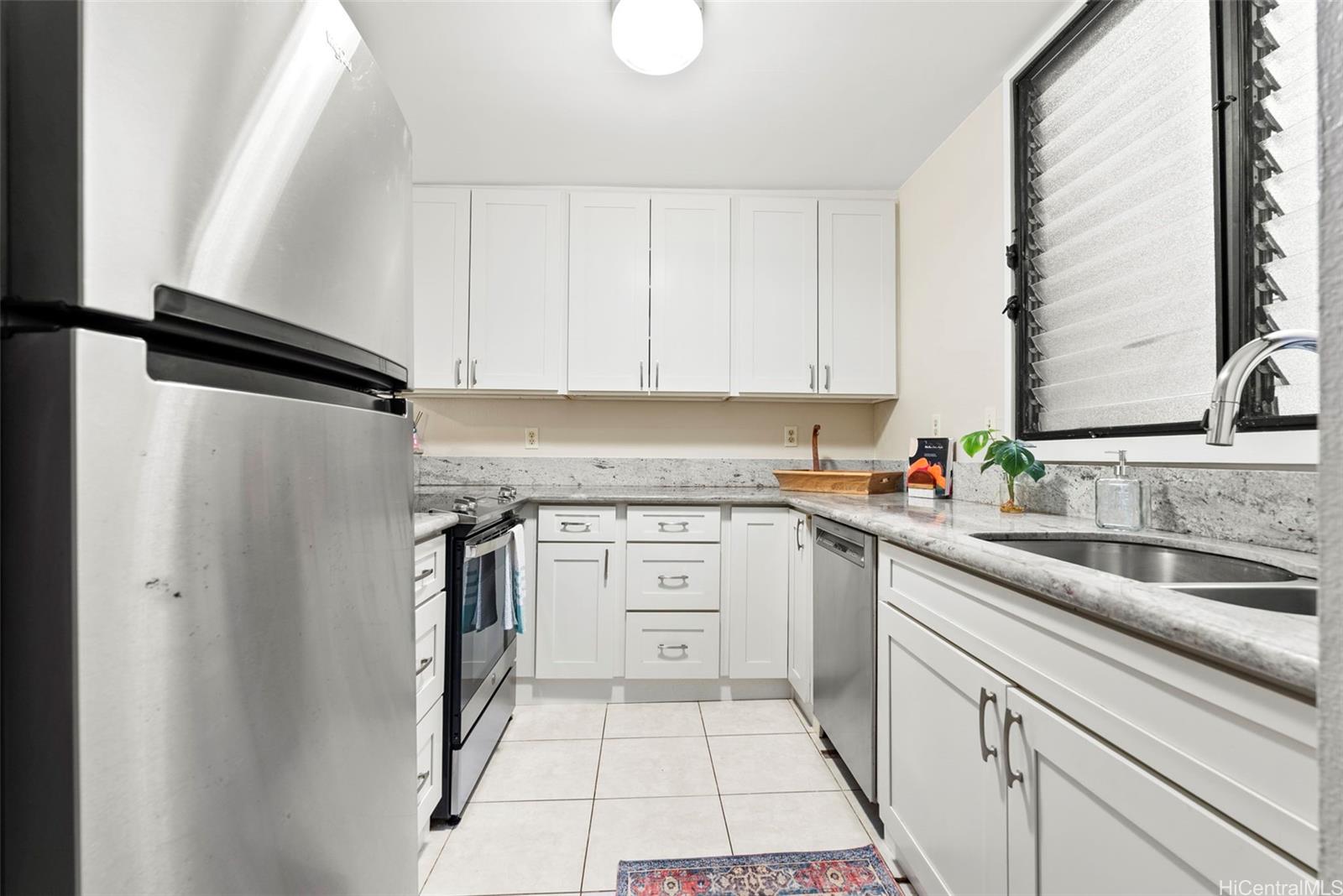 1015 Aoloa Pl townhouse # 247, Kailua, Hawaii - photo 4 of 25