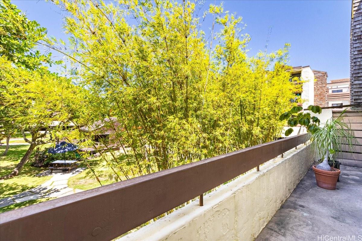 Poinciana Manor condo # 250, Kailua, Hawaii - photo 12 of 25