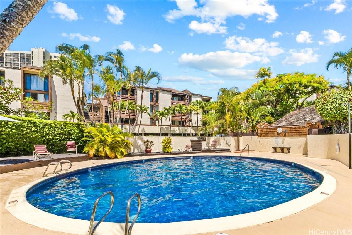 Poinciana Manor condo # 250, Kailua, Hawaii - photo 24 of 25