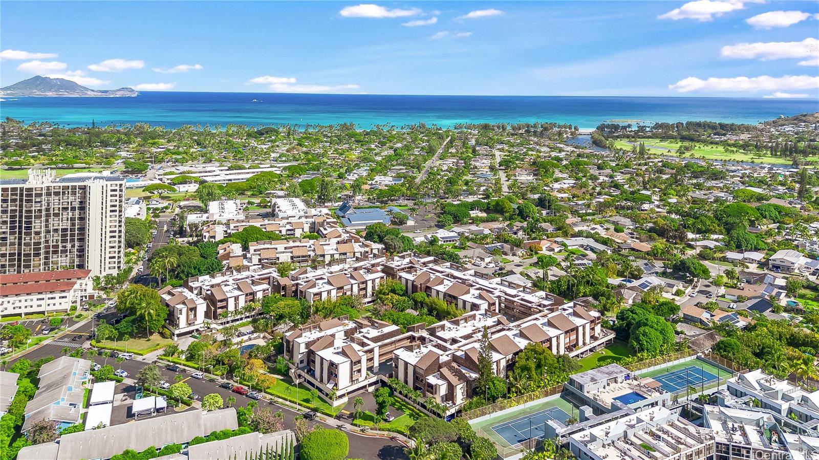 Poinciana Manor condo # 344, Kailua, Hawaii - photo 2 of 25