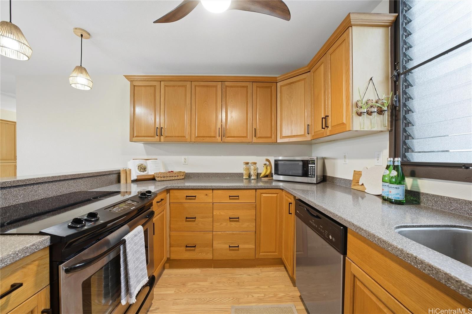 Poinciana Manor condo # 344, Kailua, Hawaii - photo 14 of 25