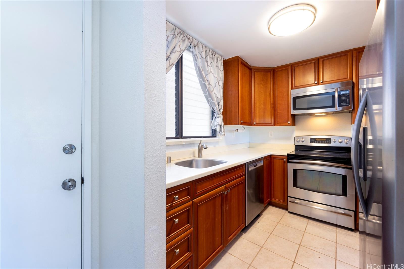 1015 Aoloa Pl Kailua - Rental - photo 6 of 22