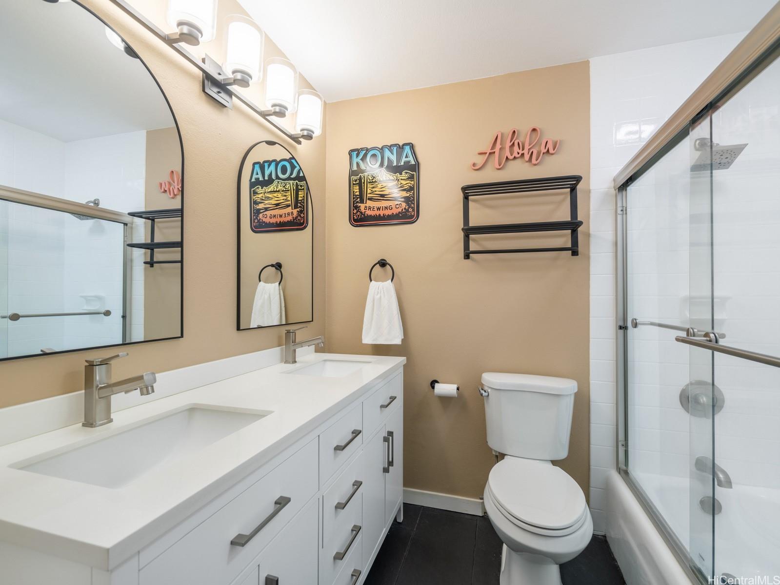 Poinciana Manor condo # 411, Kailua, Hawaii - photo 16 of 20