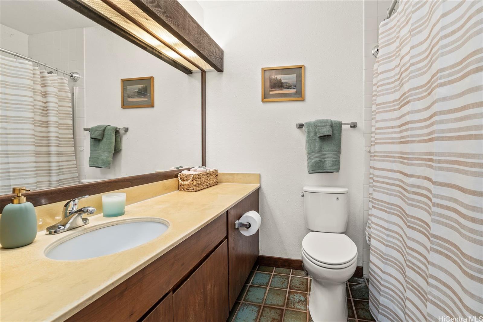 Poinciana Manor condo # 437, Kailua, Hawaii - photo 12 of 23