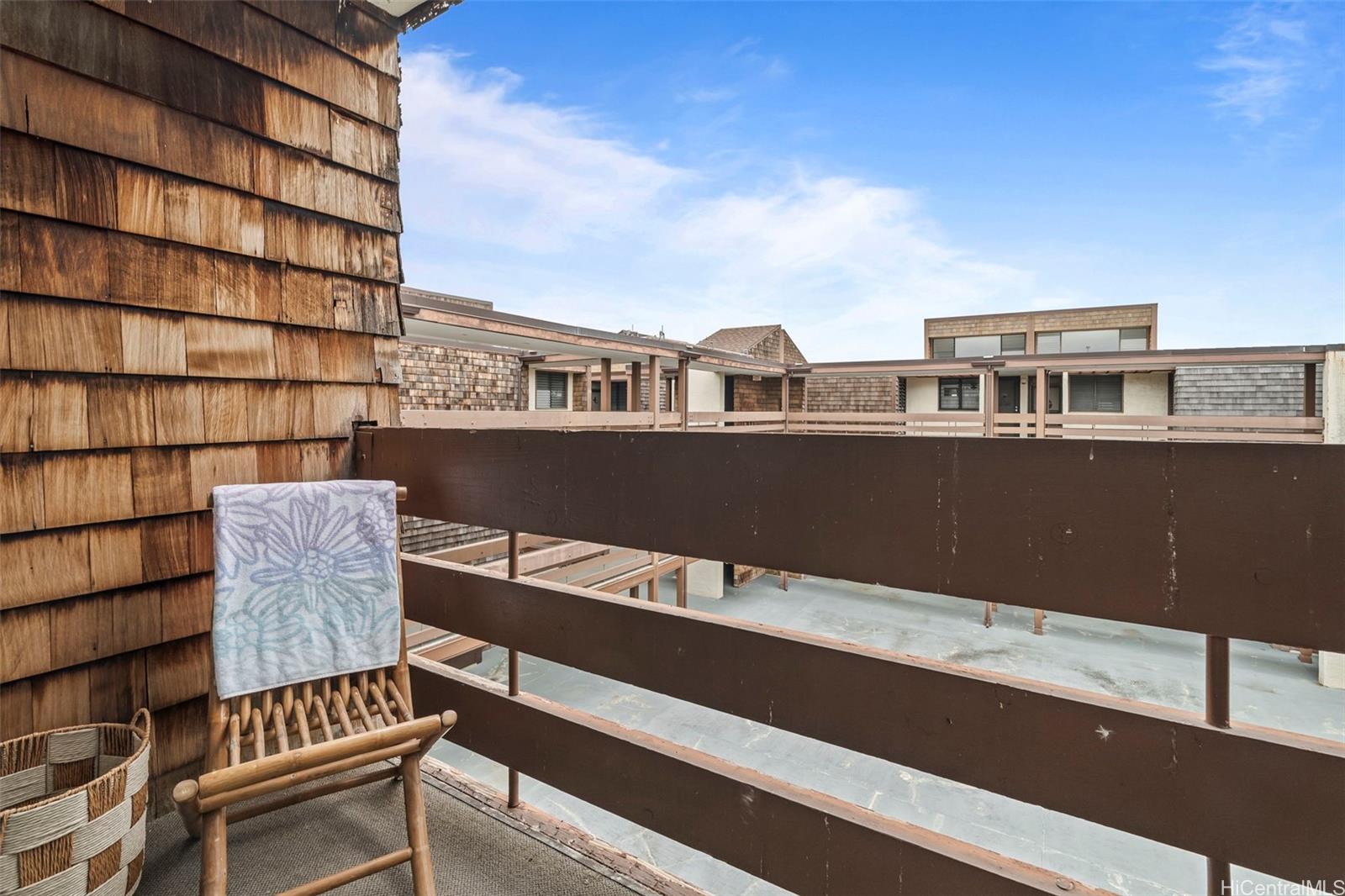 Poinciana Manor condo # 437, Kailua, Hawaii - photo 5 of 23