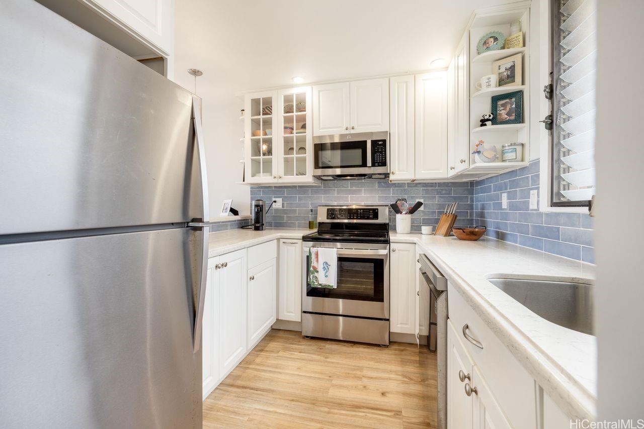 Poinciana Manor condo # 448, Kailua, Hawaii - photo 3 of 25