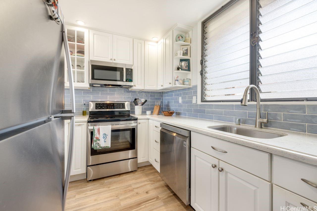 Poinciana Manor condo # 448, Kailua, Hawaii - photo 4 of 25