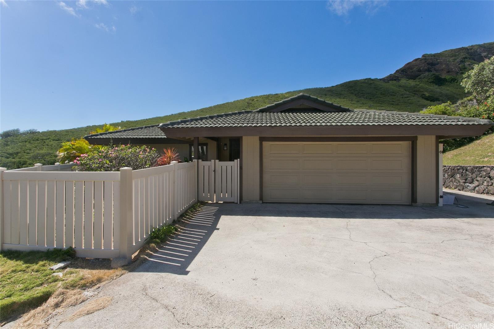 1015 Maunanani Street , Honolulu house for sale Kamehame Ridge