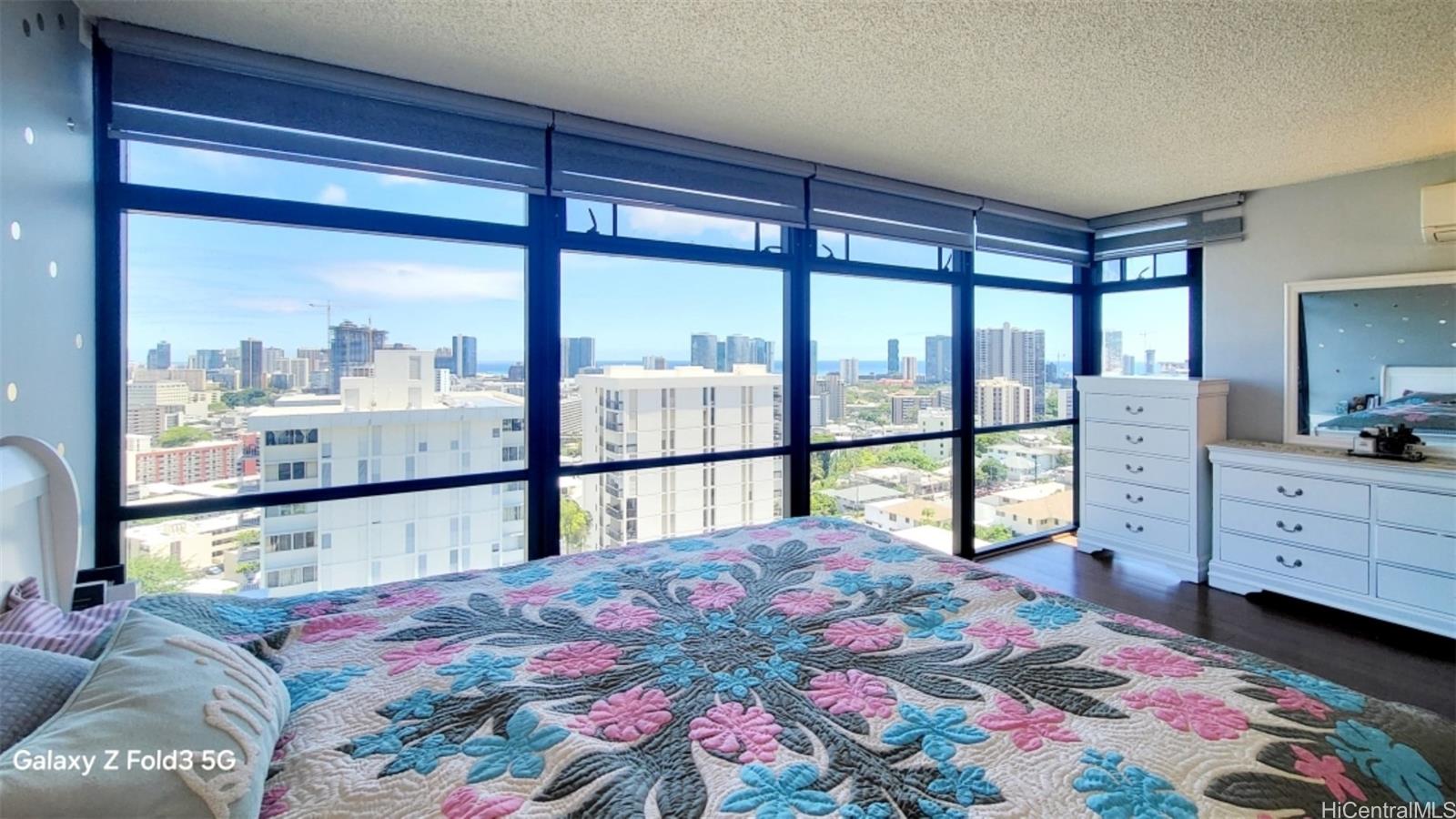 1015 Wilder condo # 1105, Honolulu, Hawaii - photo 10 of 24