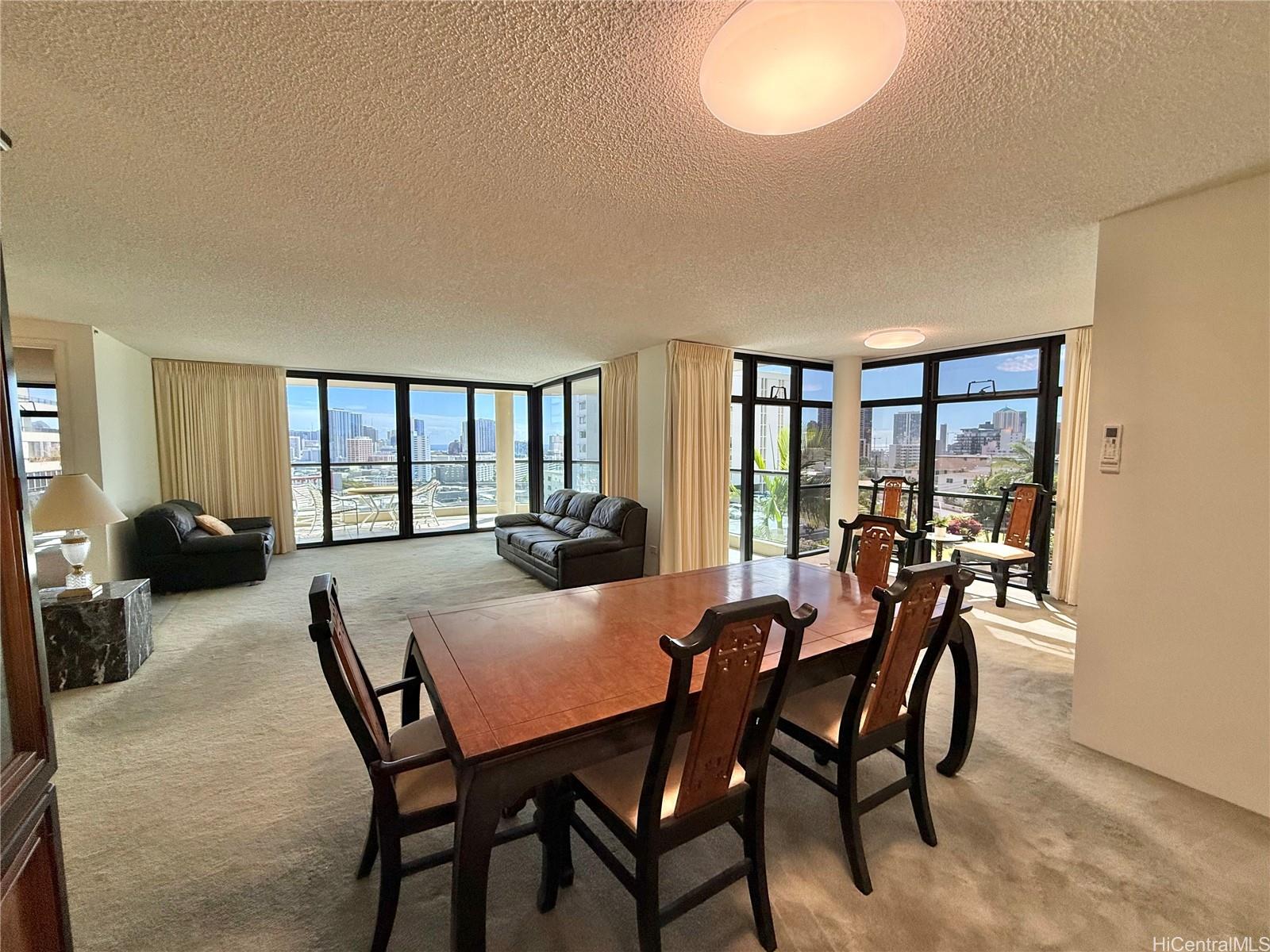 1015 Wilder condo # 503, Honolulu, Hawaii - photo 3 of 17