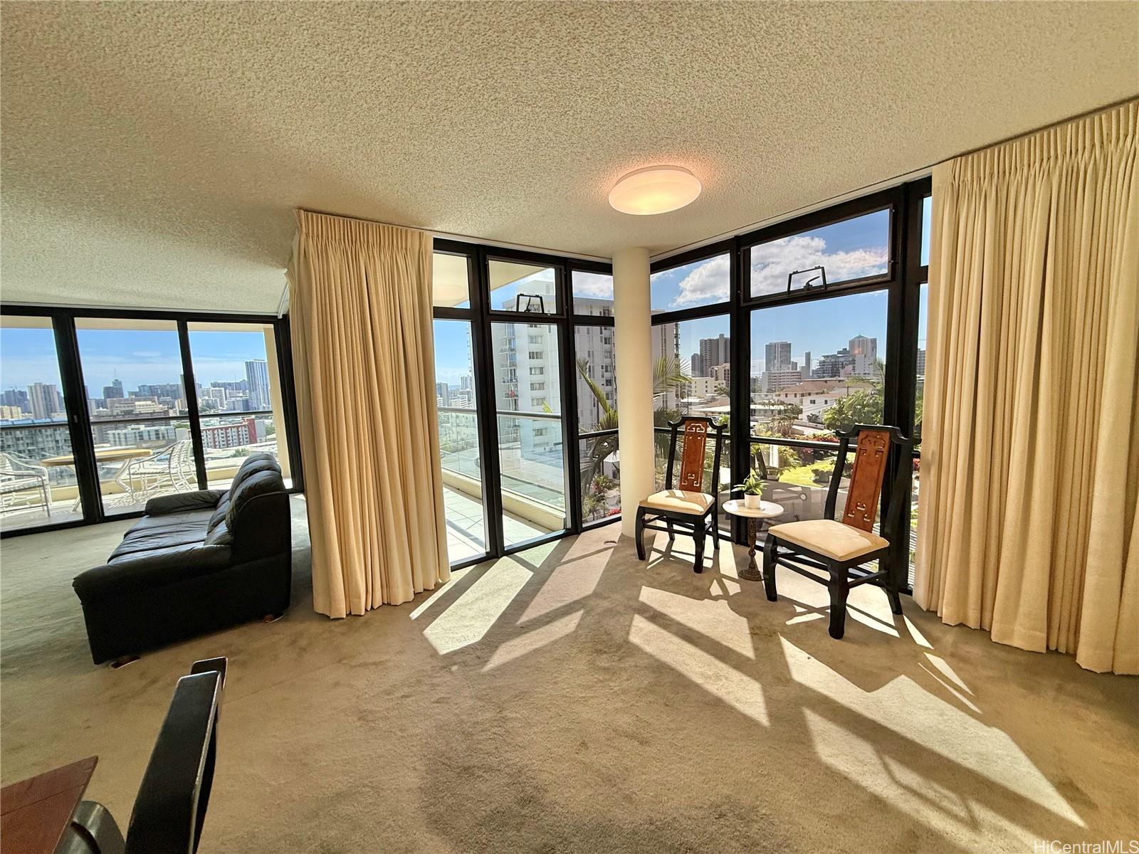 1015 Wilder condo # 503, Honolulu, Hawaii - photo 5 of 17