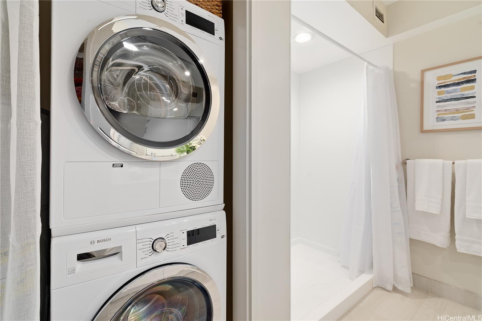 1015 Wilder condo # 804, Honolulu, Hawaii - photo 20 of 25