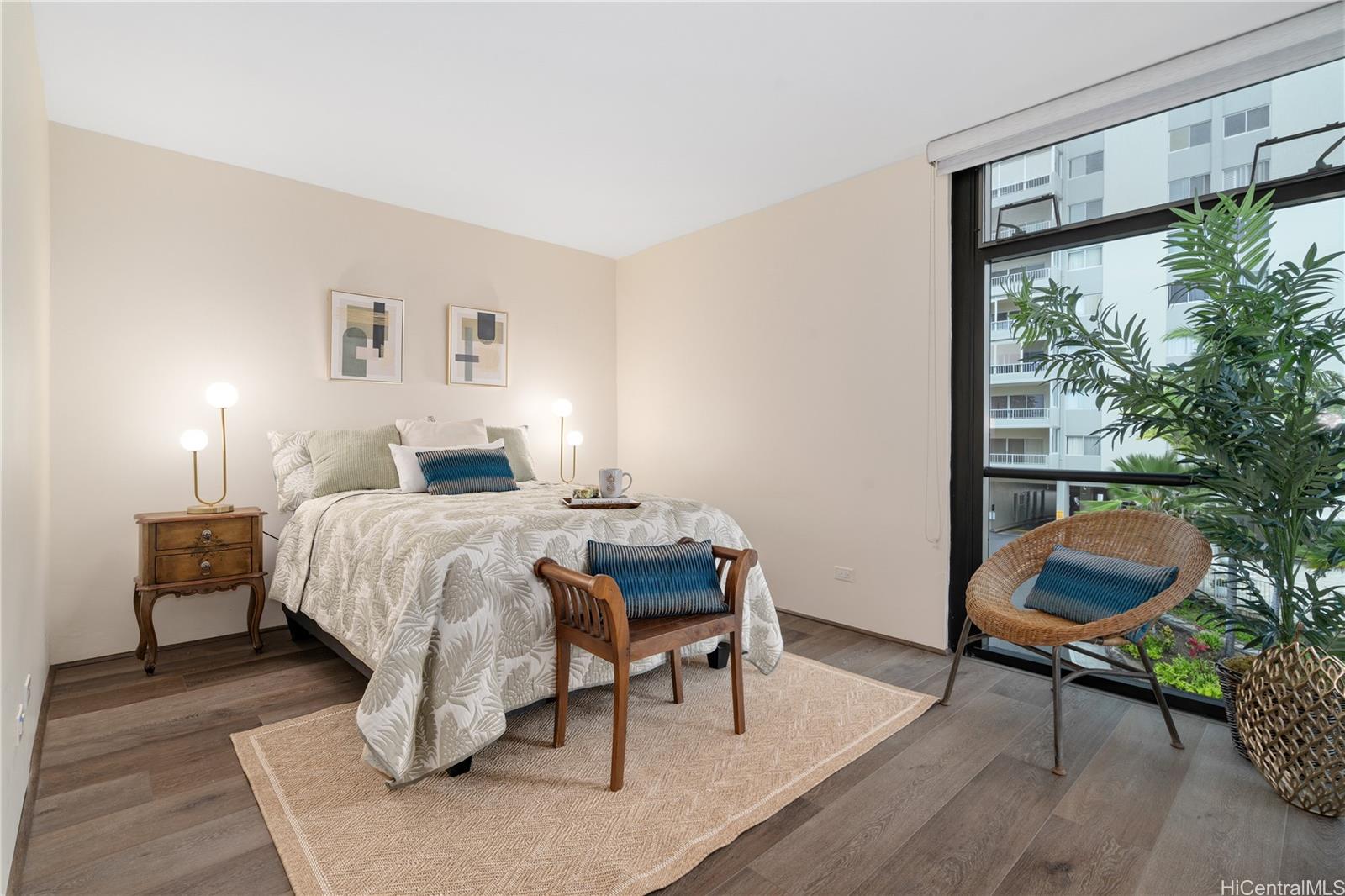 1015 Wilder condo # 804, Honolulu, Hawaii - photo 21 of 25