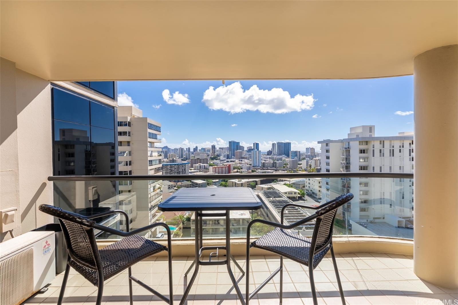 1015 Wilder condo # 903, Honolulu, Hawaii - photo 19 of 25