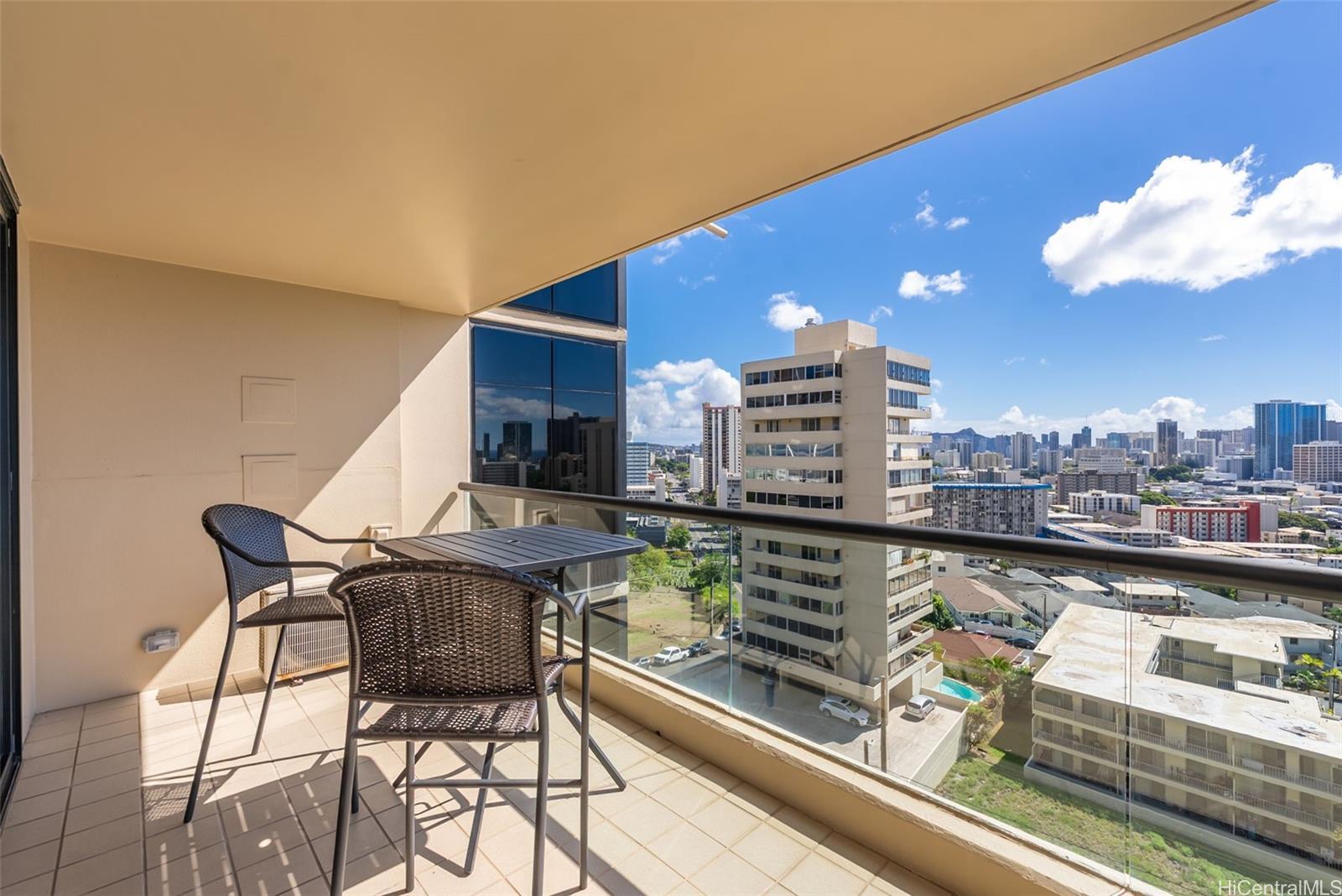 1015 Wilder condo # 903, Honolulu, Hawaii - photo 18 of 25