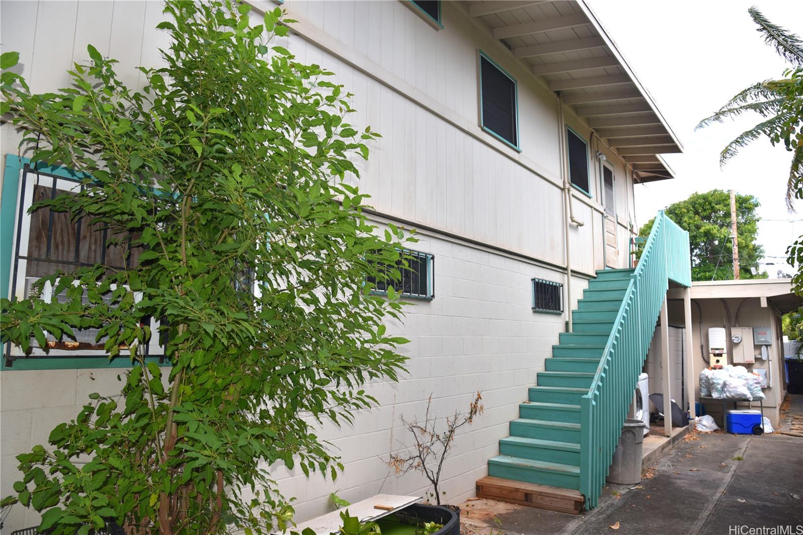 1016  8th Ave Kaimuki, Diamond Head home - photo 4 of 14