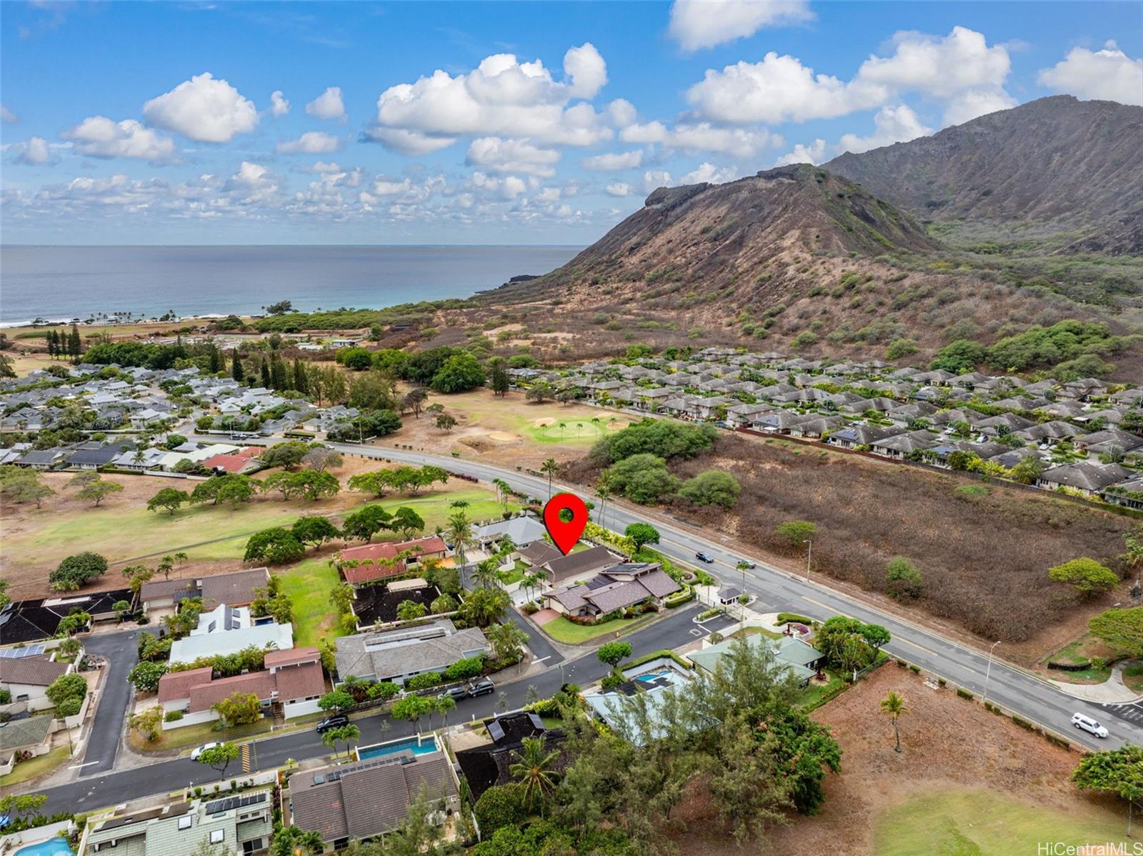 1016  Laukupu Way Queens Gate, Hawaii Kai home - photo 24 of 25