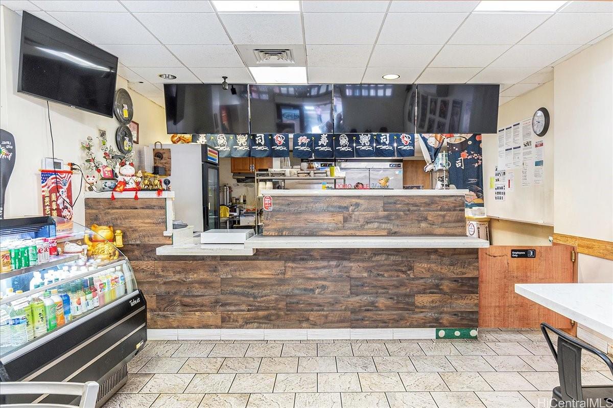 1016 Maunakea Street Honolulu Oahu commercial real estate photo4 of 13