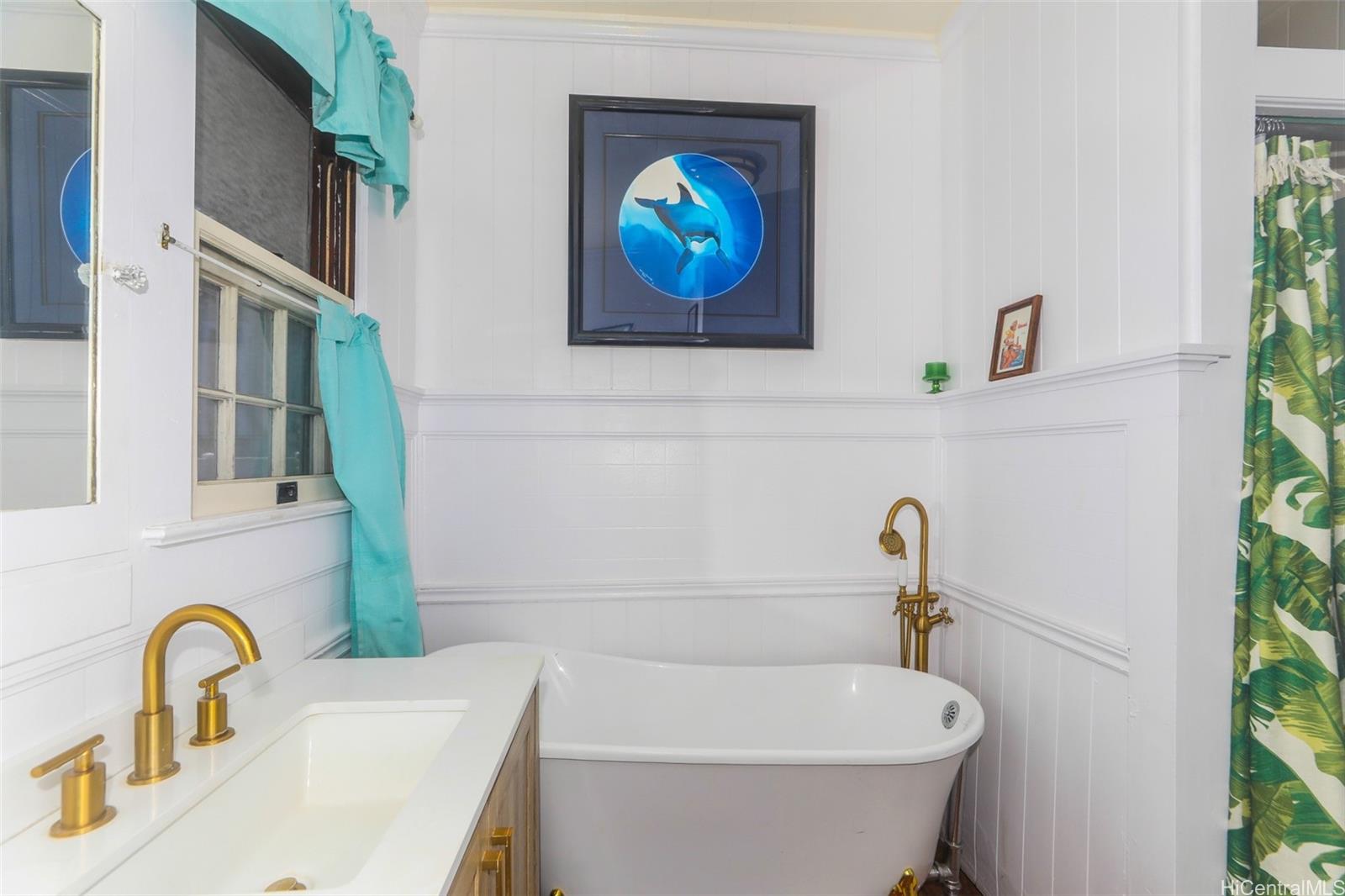 1017  2nd Ave Kaimuki, Diamond Head home - photo 11 of 25