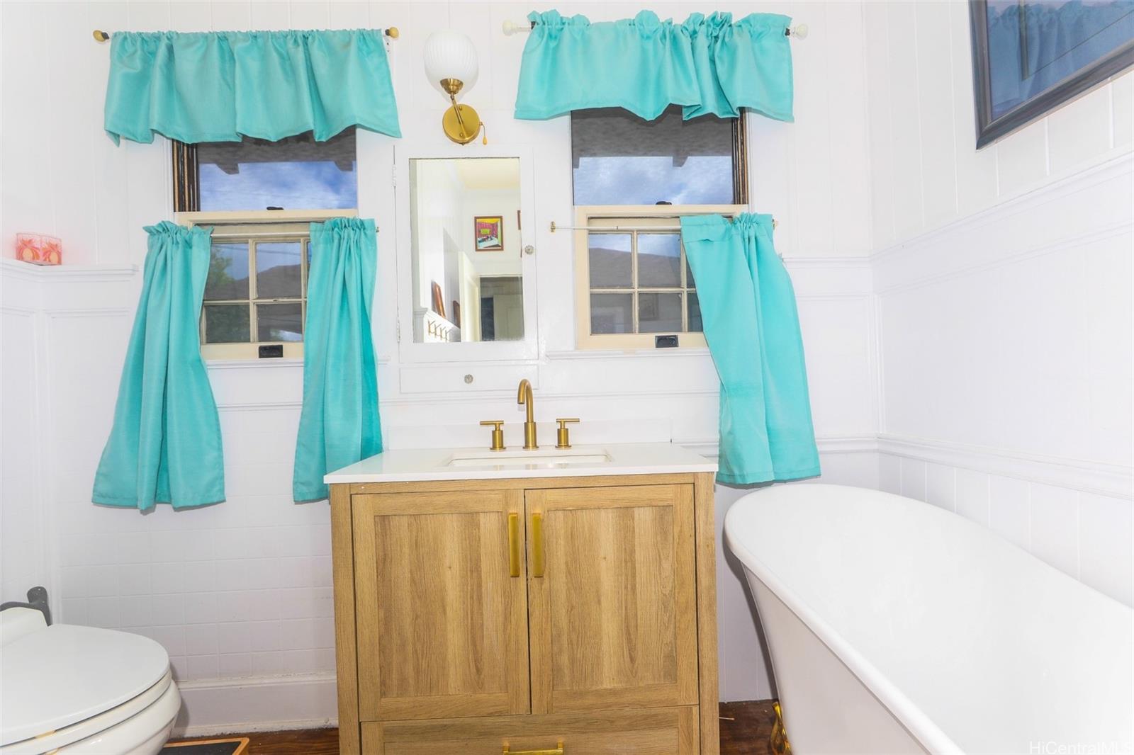 1017  2nd Ave Kaimuki, Diamond Head home - photo 12 of 25